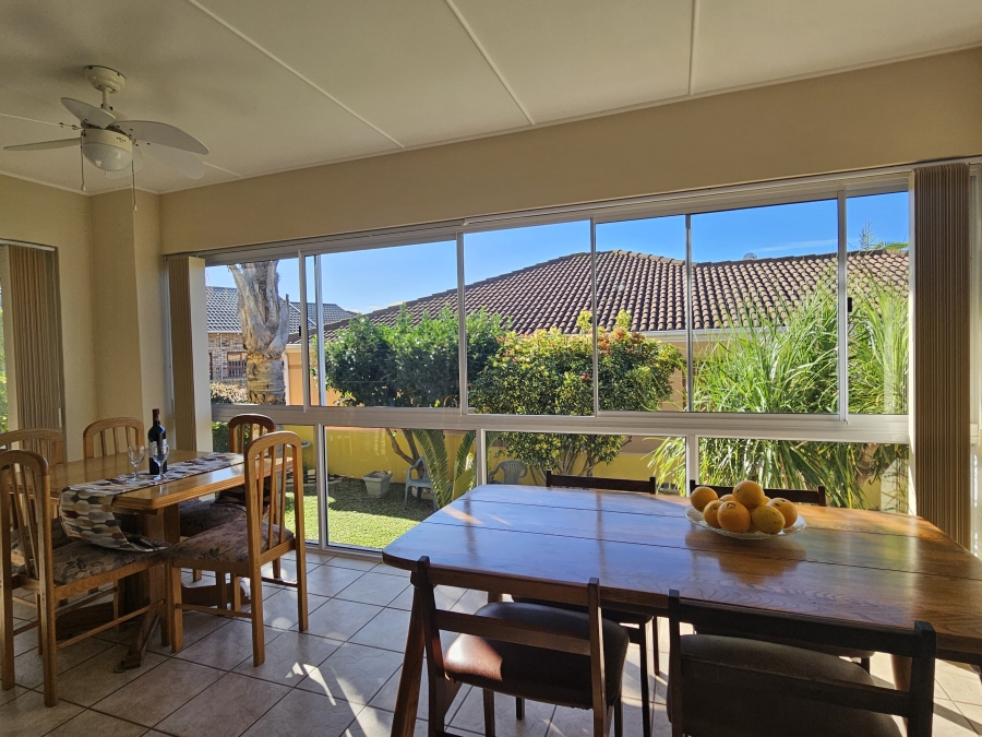 3 Bedroom Property for Sale in Wavecrest Eastern Cape